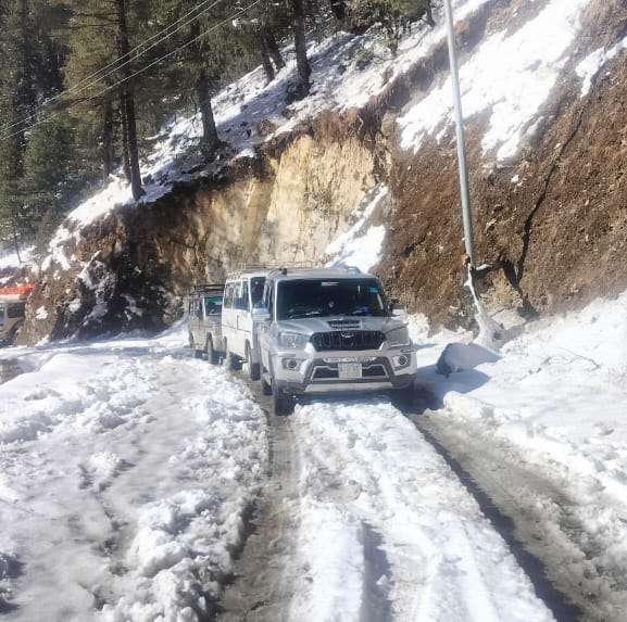 हिमपातका कारण अवरुद्ध सडक सन्चालनमा