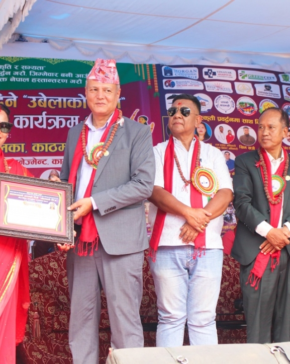 प्रकाशक श्रेष्ठ सम्मानित