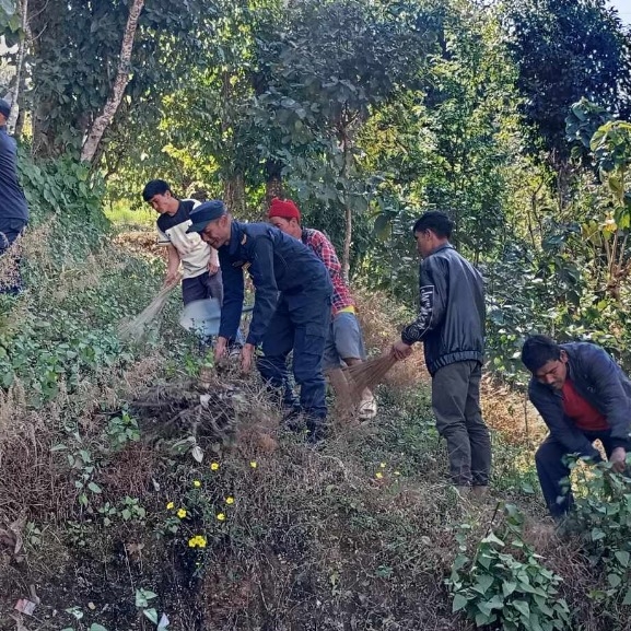 वन डढेलो नियन्त्रण अभियान सञ्चालन