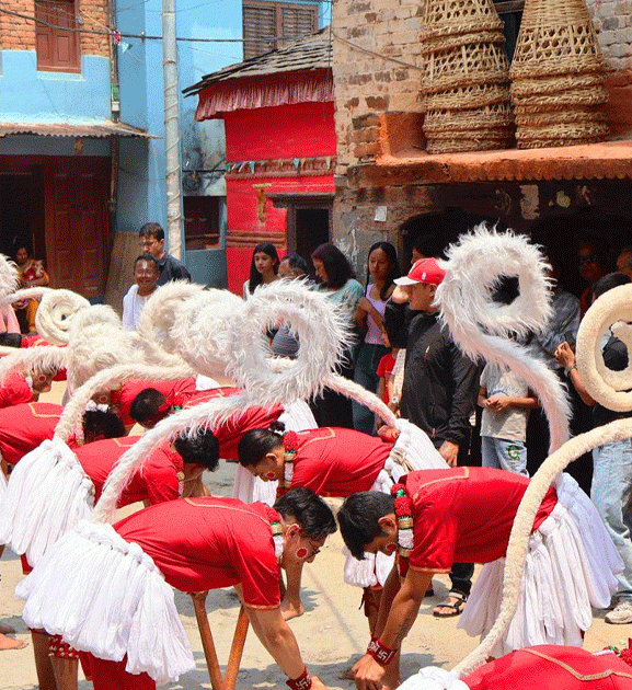 एक्काइस महिना देखाएर समापन गरियो हनुमान नाच
