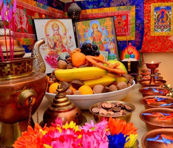 आज लक्ष्मीपूजा