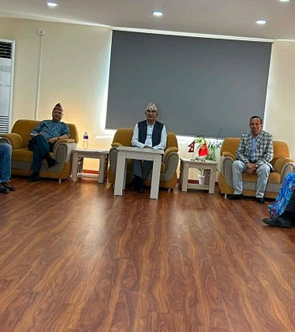 एमालेले संविधानका कमजोर र जटिल पक्षको पुनरावलोकन गर्न बनायो उपसमिति
