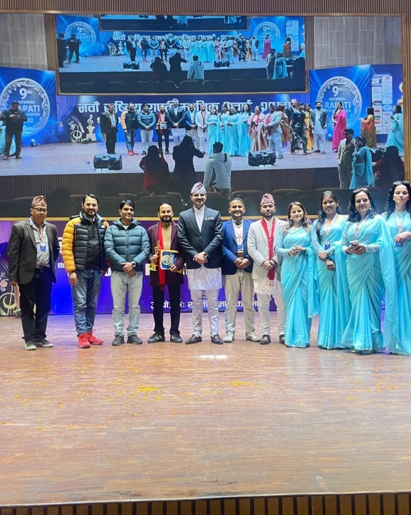 ४२ विधामा अवार्ड प्रदान गर्दै राष्ट्रिय रापती म्युजिक अवार्ड सम्पन्न, मदनकृष्ण श्रेष्ठ अभिनन्दित