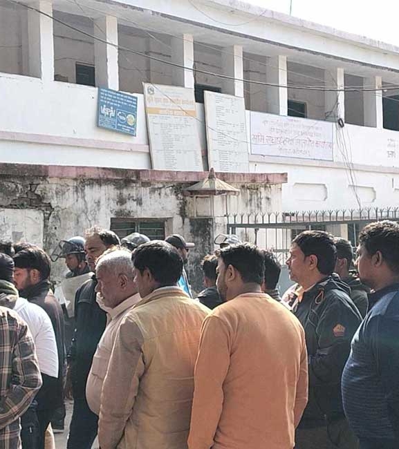 स्थानीयको विरोधपछि कार्यालयको स्थानान्तरण रोकियो