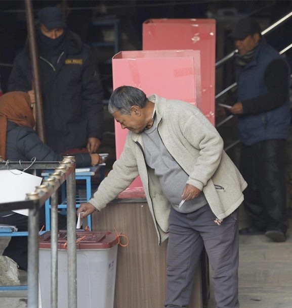 स्थानीय तह उपनिर्वाचनको मतदान सुरु