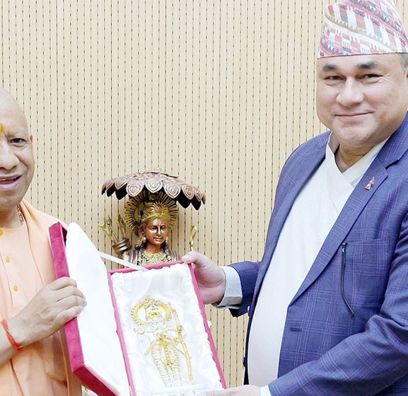 सुदूरपश्चिमका मुख्यमन्त्री शाह र उत्तरप्रदेशका मुख्यमन्त्री आदित्यनाथबीच 