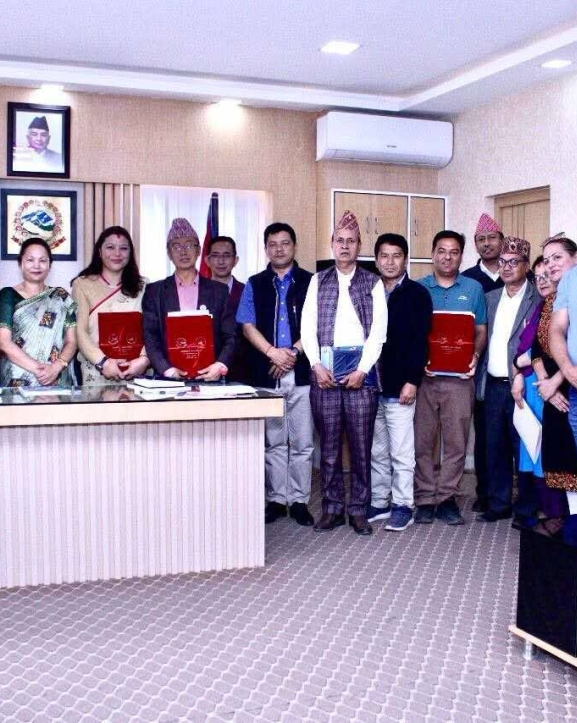 चन्द्रागिरिद्वारा कीर्तिपुर, धुनिबेँसी र दक्षिणकाली नगरपालिकालाई सहयोग