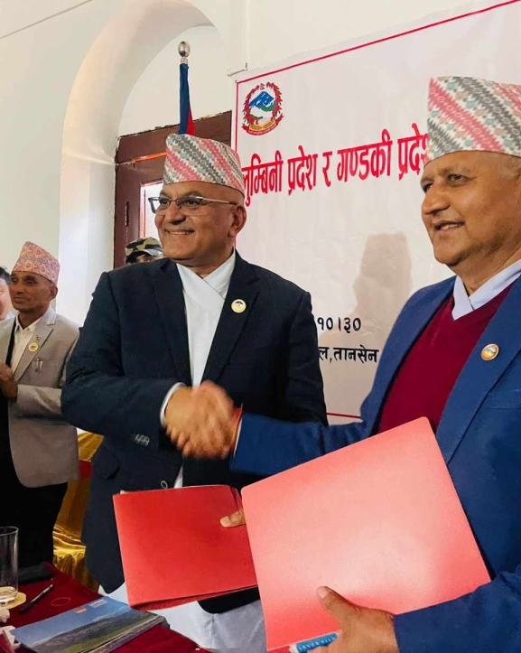 लुम्बिनी र गण्डकीबीच रणनीतिक विकासका लागि २१ बुँदे प्रतिबद्धता पत्रमा हस्ताक्षर 
