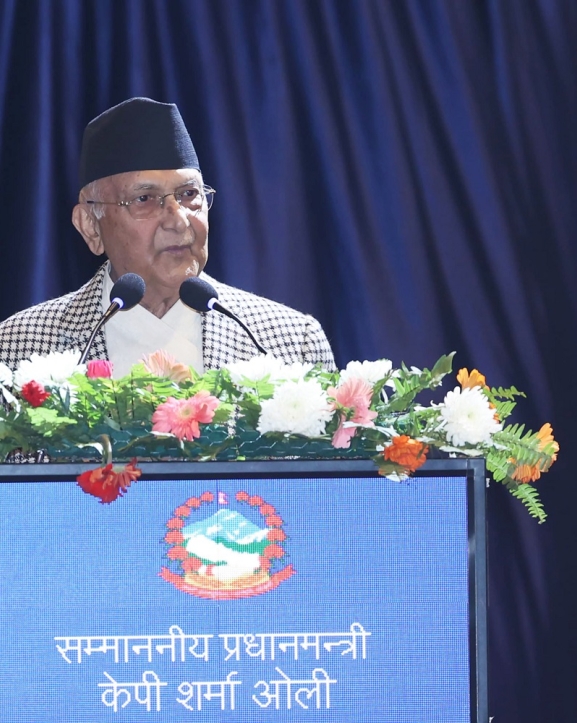 दबाबमा नपरी काम गर्न नेपाल प्रहरीलाई प्रधानमन्त्रीको निर्देशन