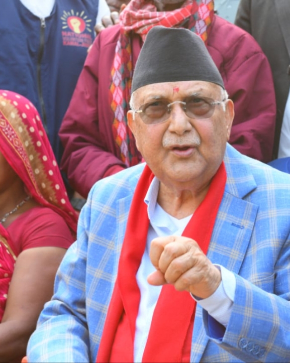 बालेन लक्षित ओलीको टिप्पणी– ‘आफ्नै जिल्लामा नपत्याएपछि अर्कै क्षेत्र खोज्दै हिँडे’ 