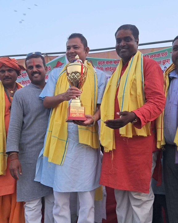 घोडा दौड प्रतियोगितामा मनोज यादव प्रथम