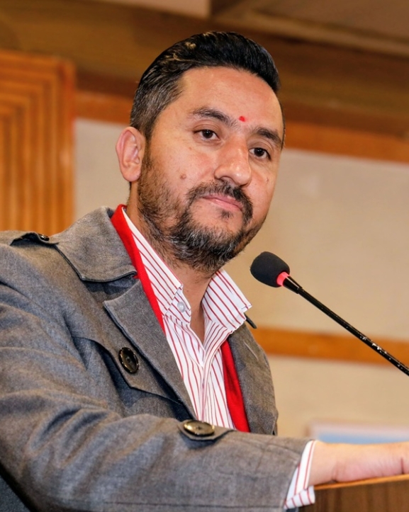 सर्वपक्षीय बैठकपछि निर्वाचनको माहोल बनेको छ : सञ्चारमन्त्री खरेल
