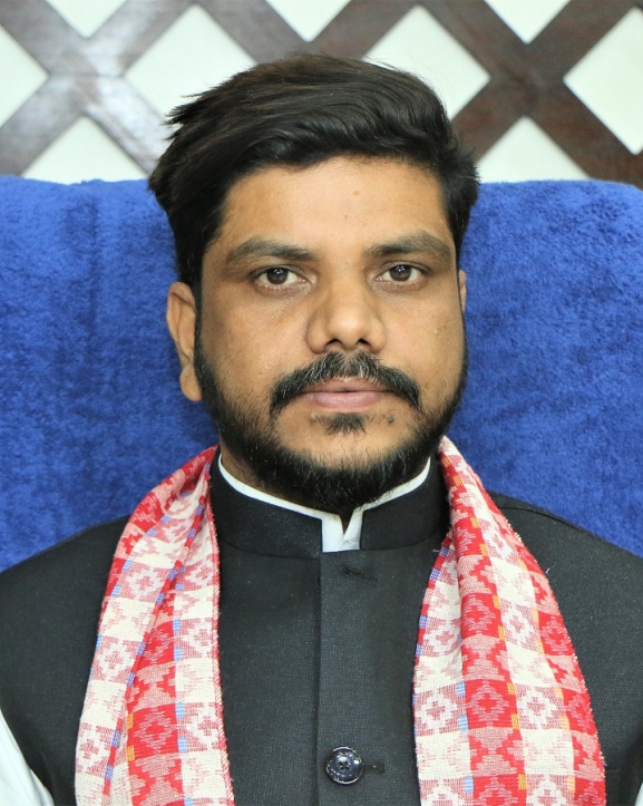 श्रमिक दिवसको अवसरमा मन्त्री यादवद्वारा तीन वटा घोषणा