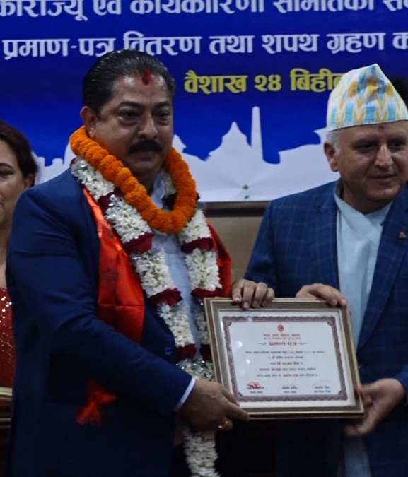 महासंघ अध्यक्ष श्रेष्ठद्वारा पदभार ग्रहण