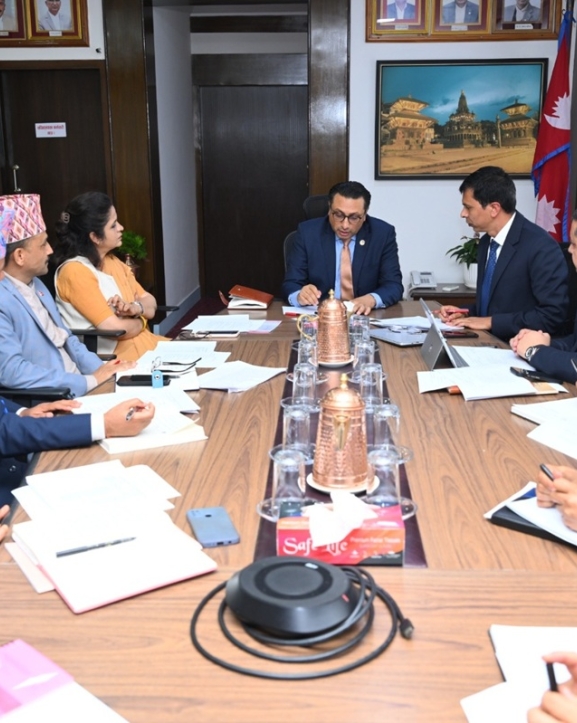 बजेटले घोषणा गरेका आर्थिक सुधारका नीतिगत र कानुनी जटिलताका विषय मिसन मोडमा फुकाऔं : अर्थमन्त्री वाग्ले