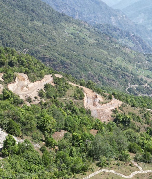 पर्यटकीय स्थल टोड्के जोड्ने सडक धमाधम स्तरोन्नति हुँदै