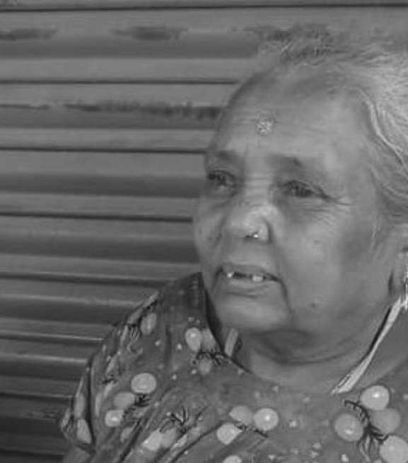 निर्माता आचार्यलाई मातृशोक