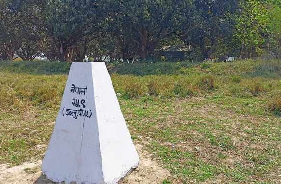 नेपाल-भारत सीमास्तम्भको मर्मत सुरु