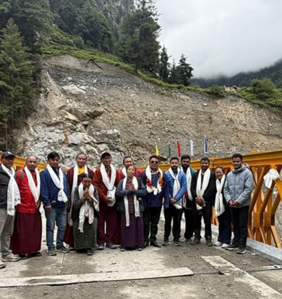 चामे-नार्पाभूमि सडकमा बेलिब्रिज निर्माण