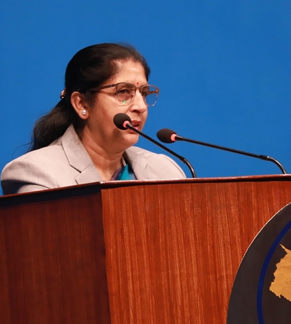 भूमि विधेयक फिर्ता लिन आग्रह