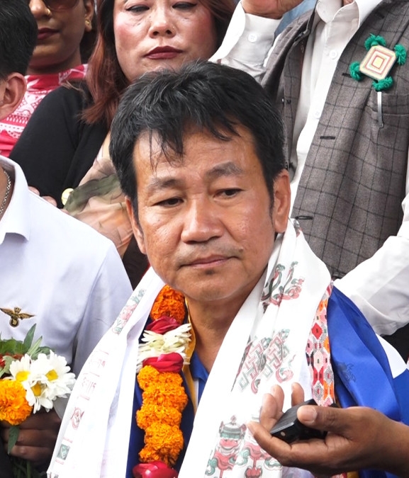 सरकारले सय दिनमा जनताले महसुस गर्नेगरी काम गर्न सकेन : हर्क साम्पाङ