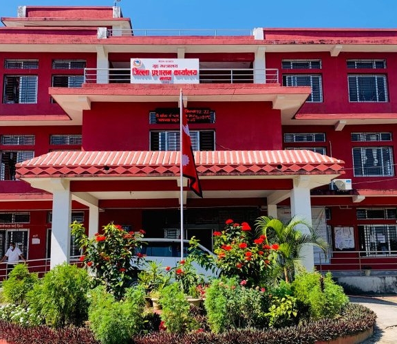 झापाको जनजीवन लयमा फर्किँदै : सार्वजनिक तथा निजी यातायातका साधन सञ्चालनमा