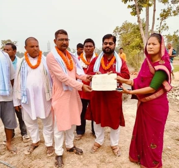 आर्यघाटका लागि उपप्रमुख चौधरीद्वारा करोडौंको जग्गा दान