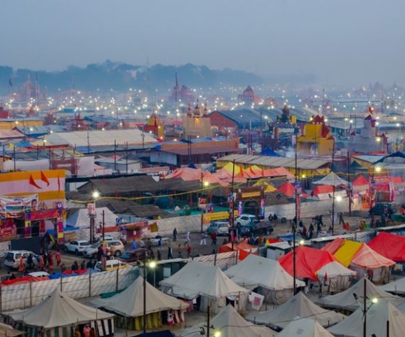 महाकुम्भमा नेपाली तीर्थयात्रीलाई निःशुल्क बस्ने र खाने व्यवस्था