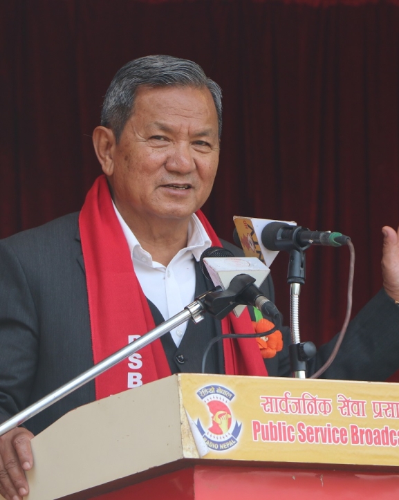 गणतान्त्रिक व्यवस्थामा राजा आऊ, देश बचाऊ भन्नु सज्जनको काम होइन : मन्त्री गुरुङ