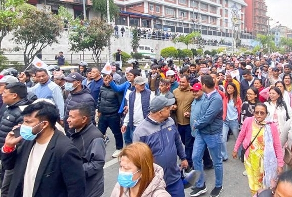 ओलीको रिहाइ माग गर्दै एमालेको आज पनि प्रदर्शन