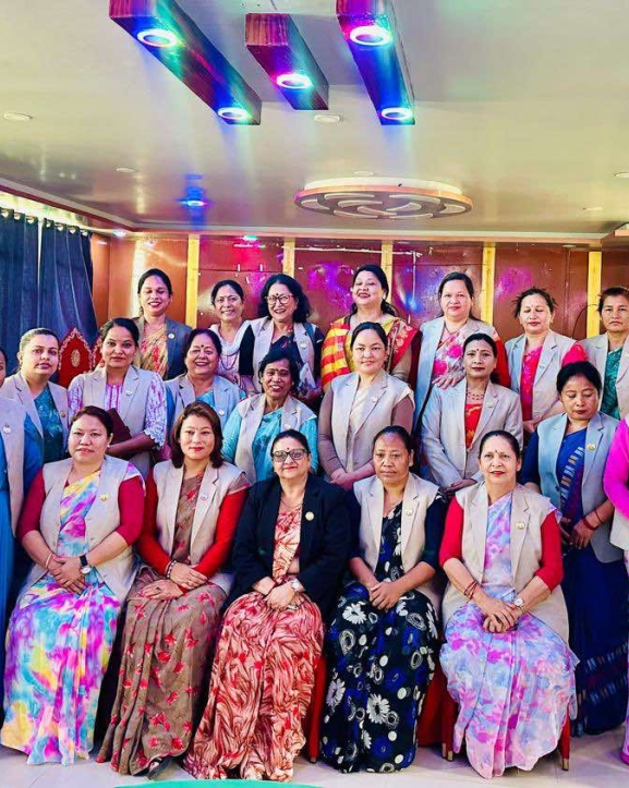 ‘महिलालाई पद दिनै गाह्रो मान्छन्’