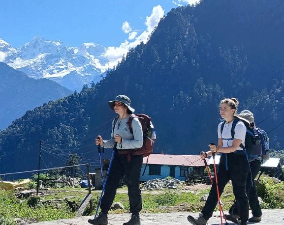 अप्रिलमा भित्रिए एक लाख १६ हजार विदेशी पर्यटक