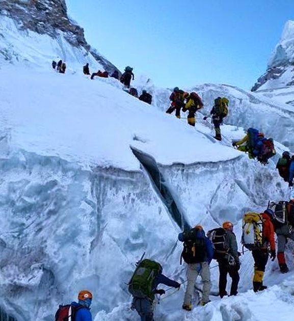 ६९ देशका ६४८ आरोहीलाई हिमाल आरोहण अनुमति