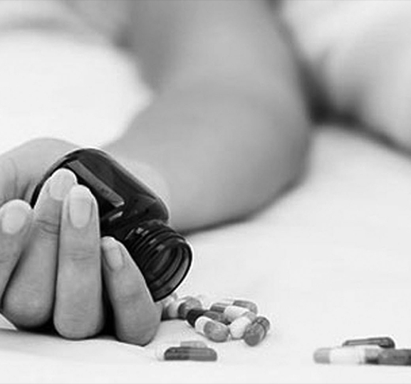 विष सेवनबाट एकै परिवारका तीन बालबालिकाको मृत्यु, आमा सिकिस्त