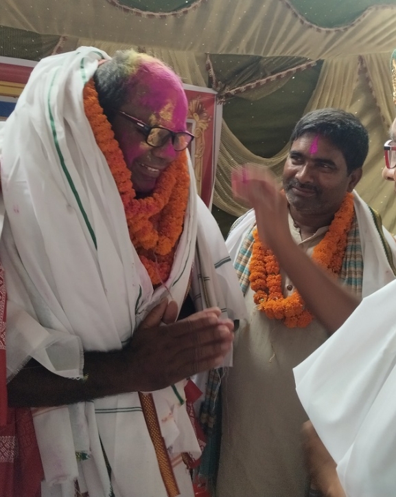 विद्यालयका लागि जग्गा दान गर्ने प्रअ कुशवाहा सम्मानित