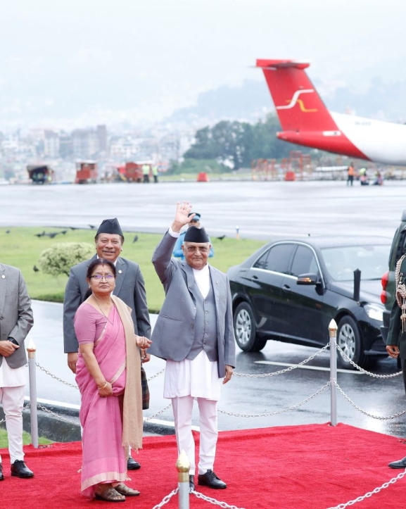 प्रधानमन्त्री ओली चीन प्रस्थान