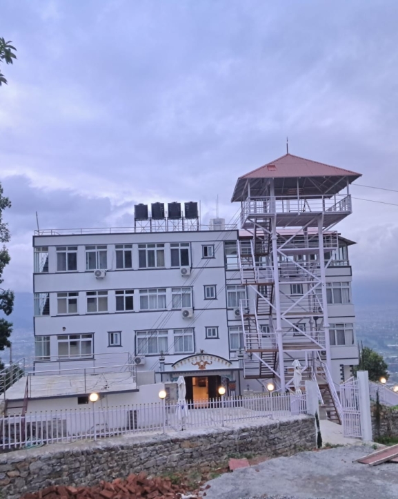 आइएमई लाइफका बीमितलाई ‘प्रेम दरवार’मा छुट