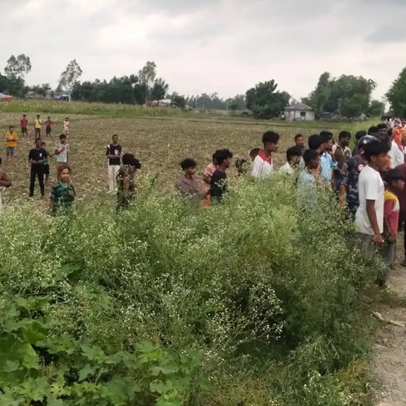 सर्लाहीको बरहथवामा बाटो विस्तार गर्ने क्रममा झडप, प्रहरीसहित १० जना घाइते