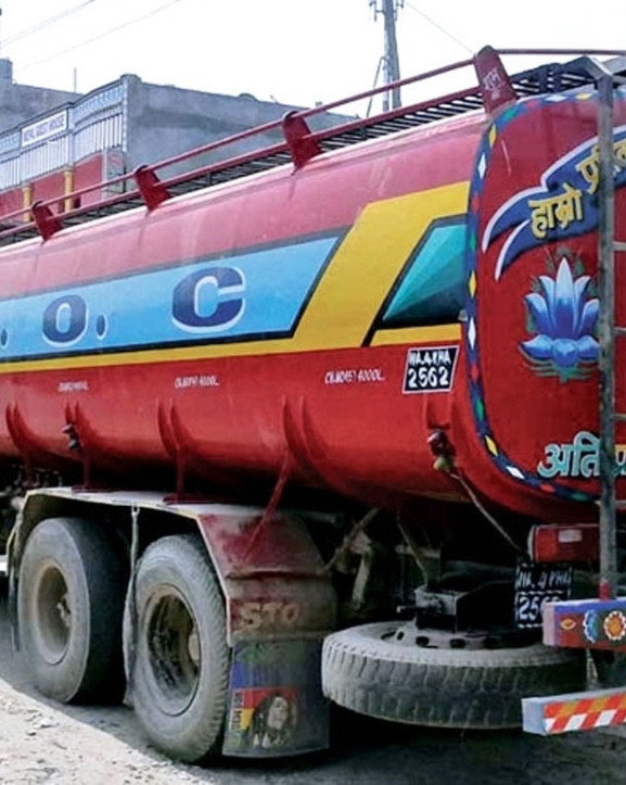 पूर्वी नाका काँकडभिट्टाबाट १६ अर्ब १९ करोडको पेट्रोलियम पदार्थ आयात