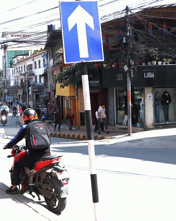 काठमाडौंका ७ सडक एकतर्फी 