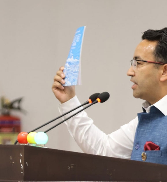  रास्वपा उपनेता पराजुलीका असंसदीय शब्द अभिलेखबाट हटाइयाे, सभामुखले गराए सचेत  