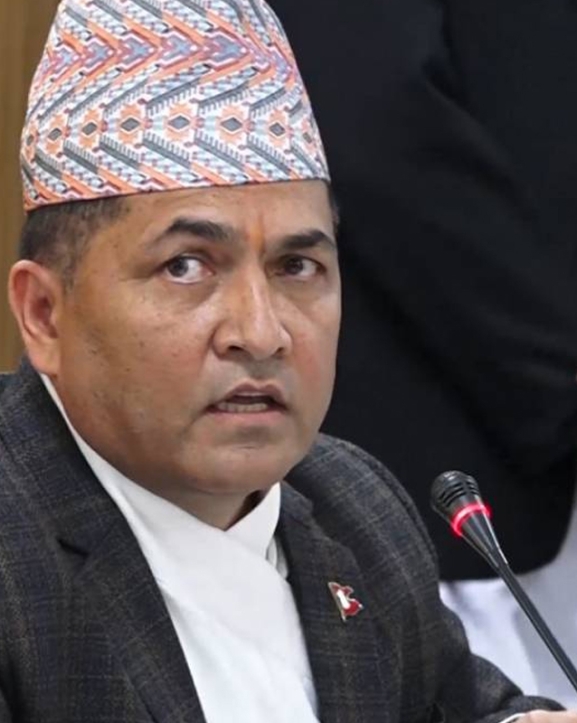 मन्त्रिपरिषद्को अधिकार खोस्ने मुख्य सचिवको प्रस्ताव