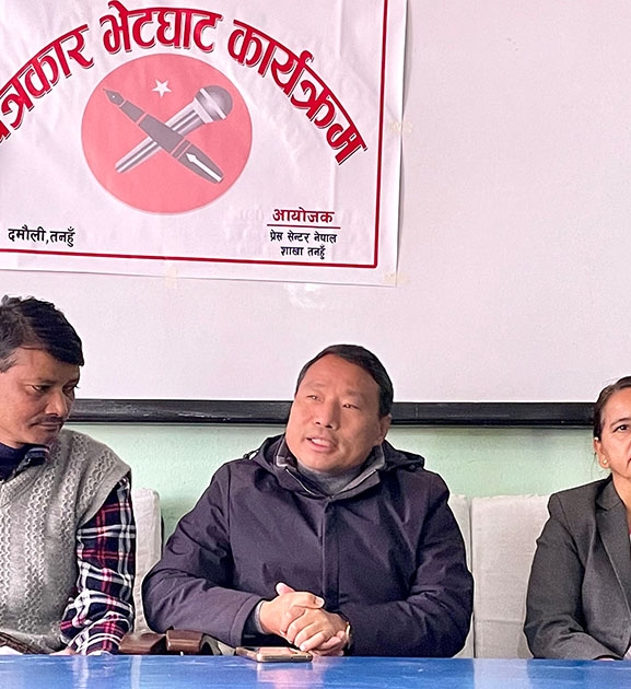 सरकारले सुशासनका पक्षमा काम गर्नुपर्छ, हाम्रो साथ रहन्छ : वर्षमान पुन