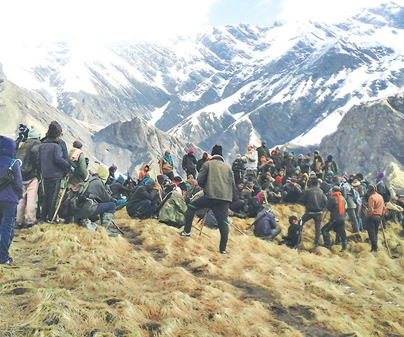 यार्सागुम्बा संकलनको क्रममा सीमा विवाद हुँदा झडप