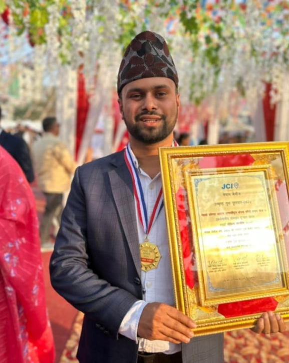 पत्रकार एवं अनुसन्धानकर्ता मरासिनी ‘जेसीज उत्कृष्ट युवा पुरस्कार–२०२४’ बाट पुरस्कृत 