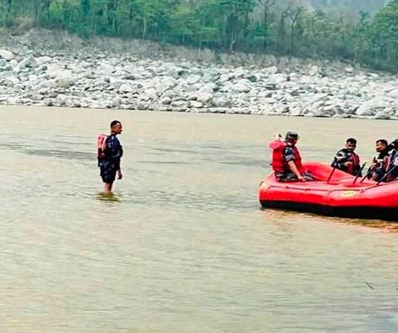 सप्तकोशीमा बेपत्ता २ जनाको खोजी जारी