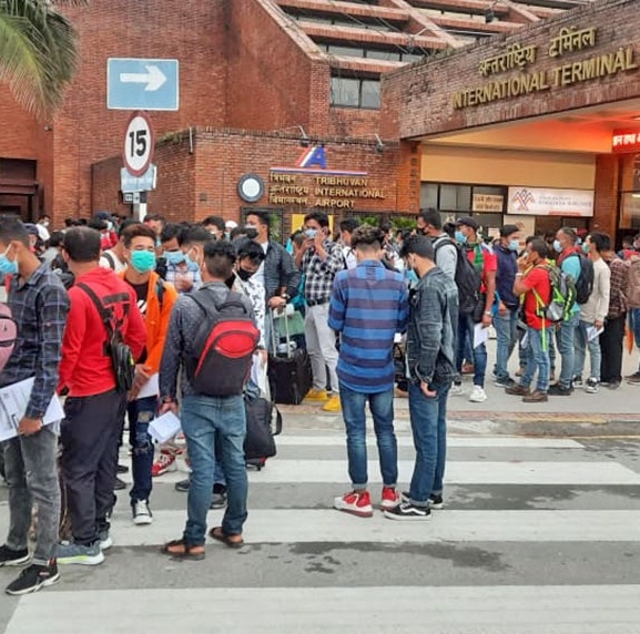 स्थायीरूपमै देश छाड्ने नेपालीको संख्या बढ्यो, २ वर्षमा १ लाख ३७ हजारले छाडे देश