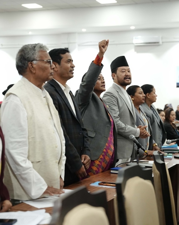 संसद्मा विपक्षी दलको अवरोध, मागियो प्रधानमन्त्रीको राजीनामा 