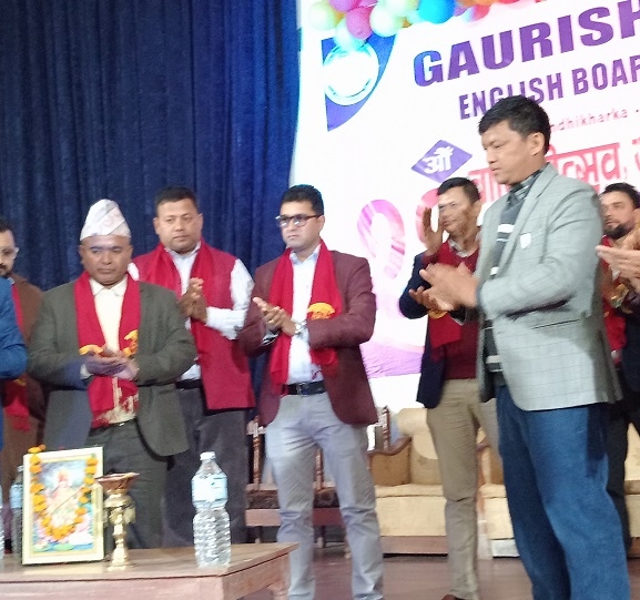 गुणस्तरीय र प्रविधिमैत्री शिक्षा जरुरी : नगरप्रमुख श्रेष्ठ