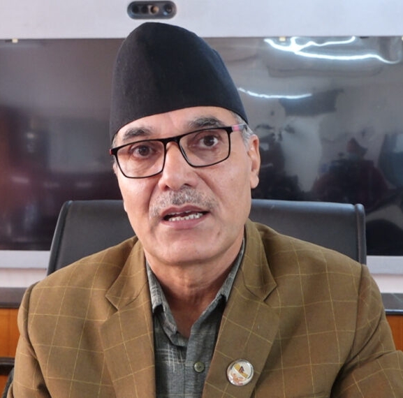प्रश्नबाट पन्छिए पोखरेल